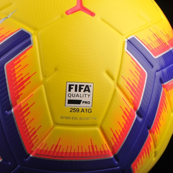 Nike Merlin 2018-2019 Match Soccer Ball #5 - Picture 4 of 8